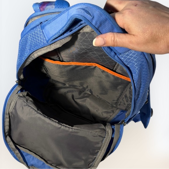 High Sierra Heavyweight Backpack - Picture 6 of 16